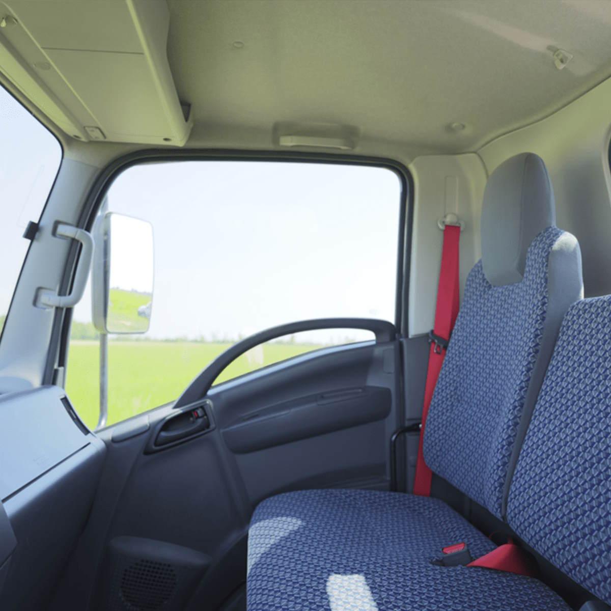 Isuzu M27 Large