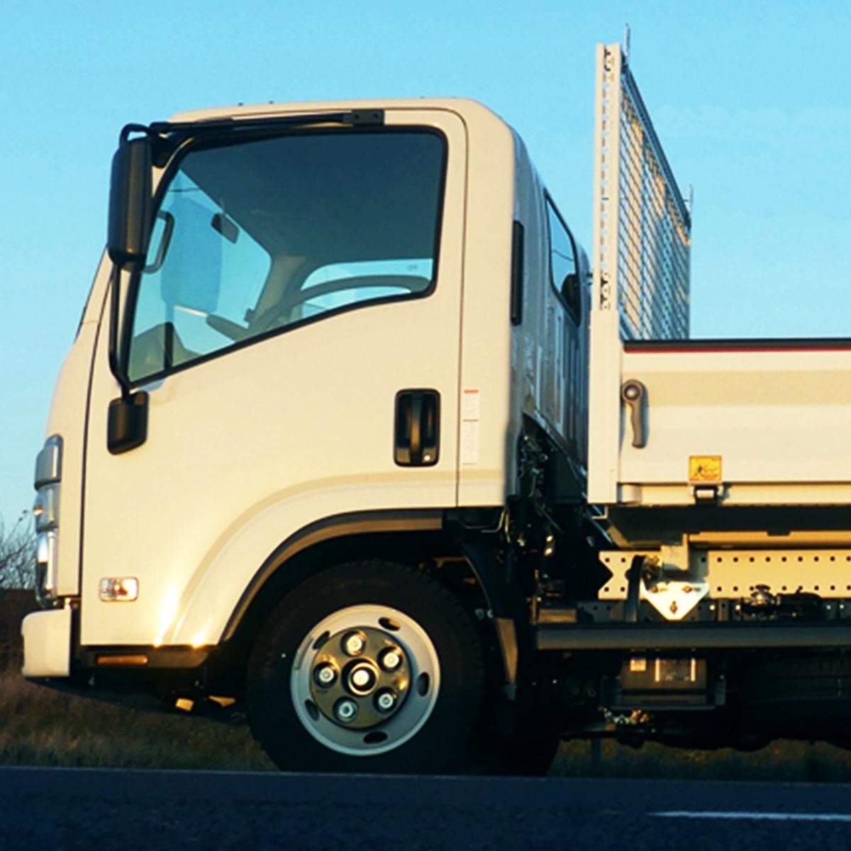 Isuzu M21 TT Siguranta